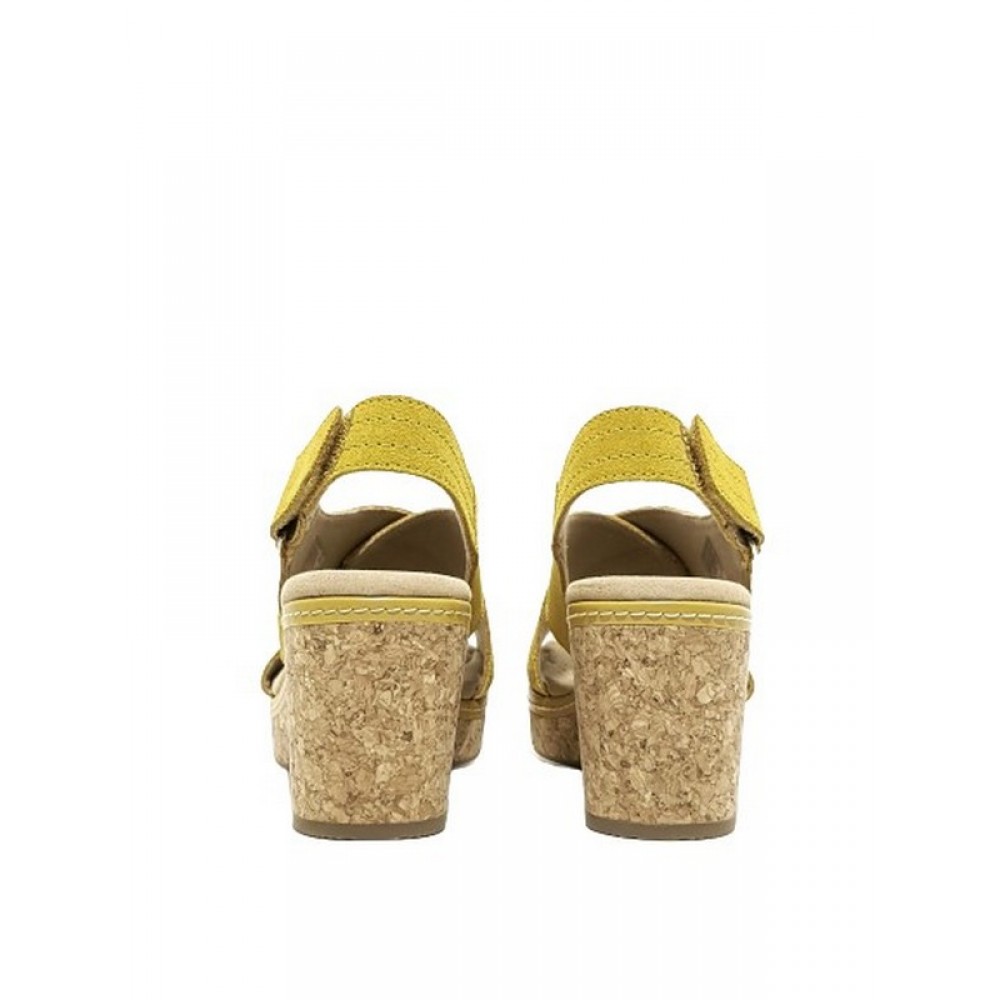 WOMEN PLATFORM CLARKS GISELLE COVE YELLOW SUEDE