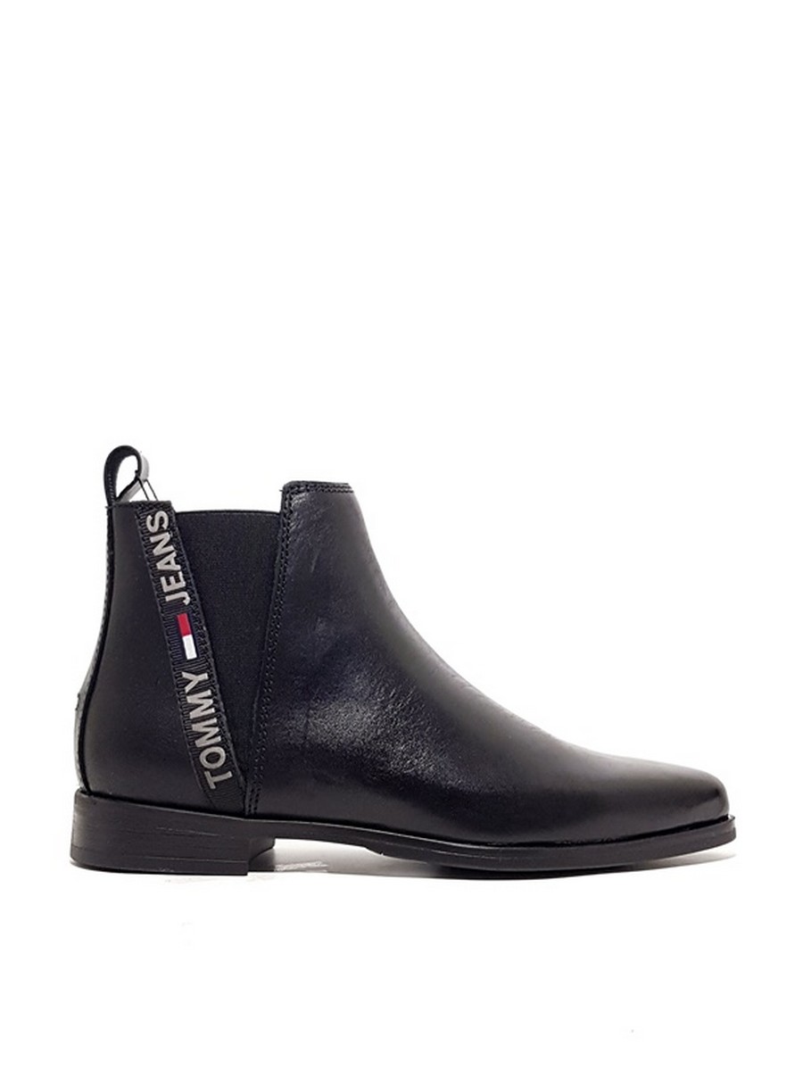 WOMEN BOΟTIES TOMMY HILFIGER ESSENTIAL POINTY CHELSEA BOOT EN0EN01068-BDS BLACK LEATHER