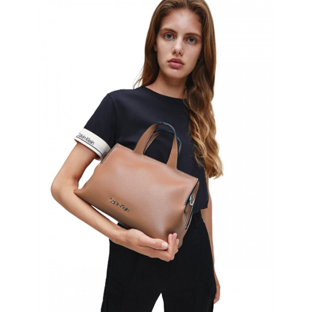 ΓΥΝΑΙΚΕΙΑ ΤΣΑΝΤΑ CALVIN KLEIN SOFT NEAT TOTE MD K60K608840-GBN ΤΑΜΠΑ ΣΥΝΘΕΤΙΚΟ