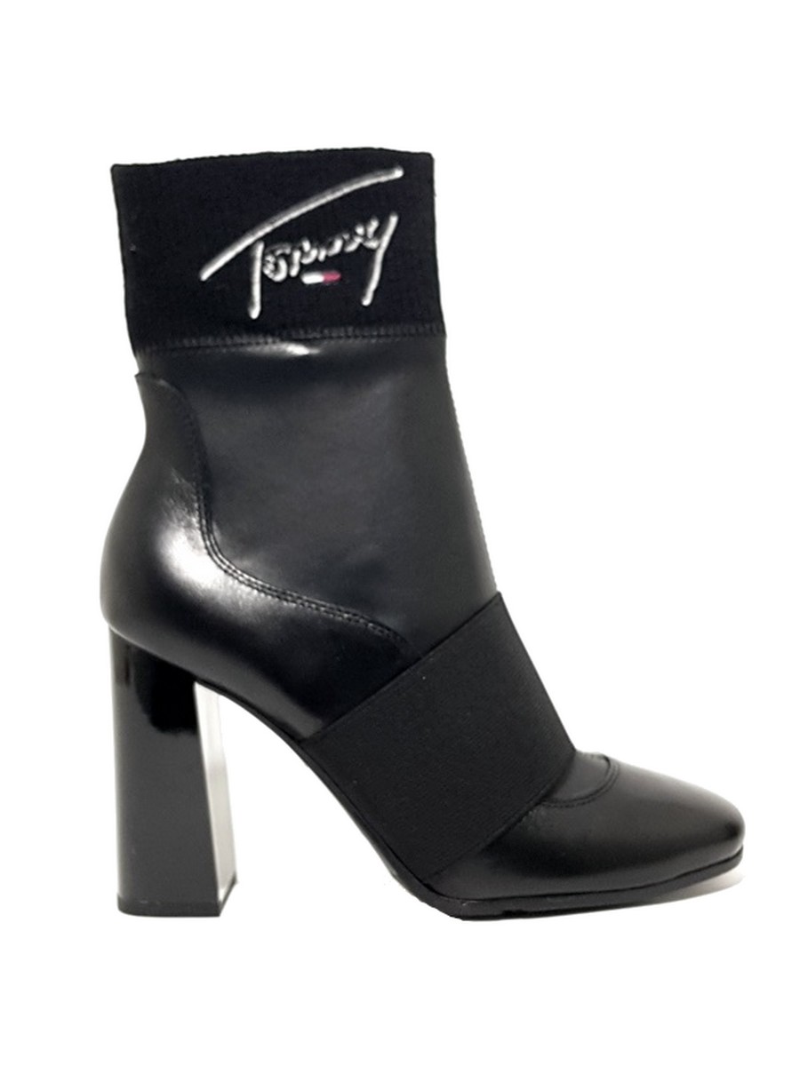 Γυναικείο Μποτάκι Tommy Hilfiger Tommy Signature Heeled Boot EN0EN00615-990 Μαύρο Δέρμα-Ελαστικό