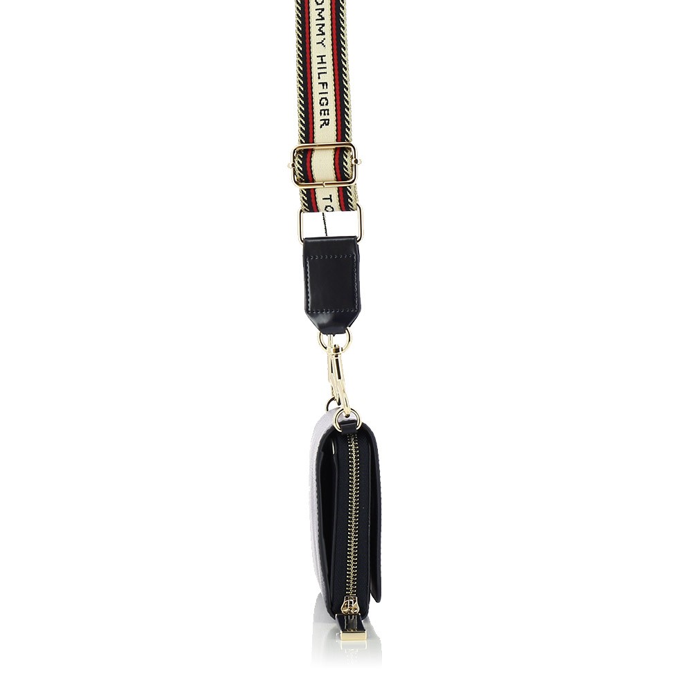 Women Bag Tommy Hilfiger Iconic Tommy Crossover Sing AW0AW10461-BDS Black Eco Leather