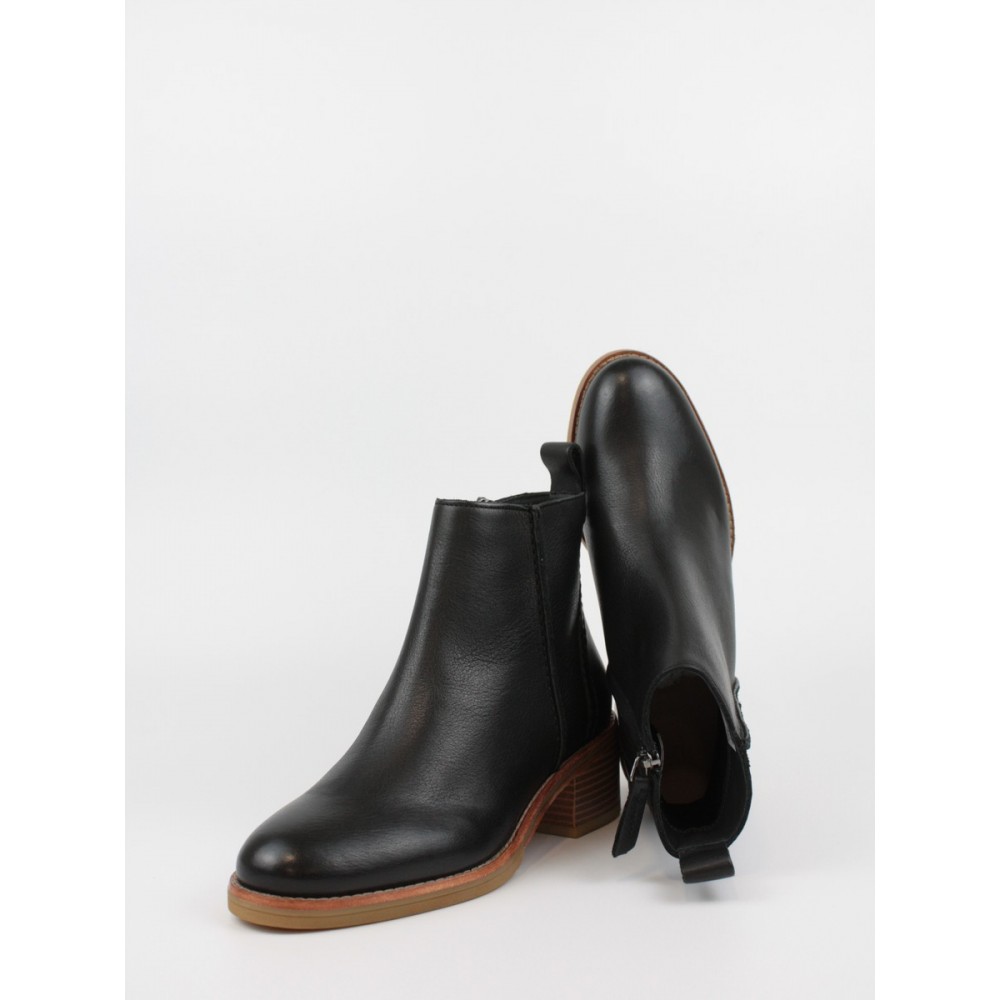 Γυναικείο Μποτάκι Clarks Cologne Zip 26161491 Μαύρο Δέρμα Γυναικείο Μποτάκι Clarks Cologne Zip 26161491 Μαύρο Δέρμα