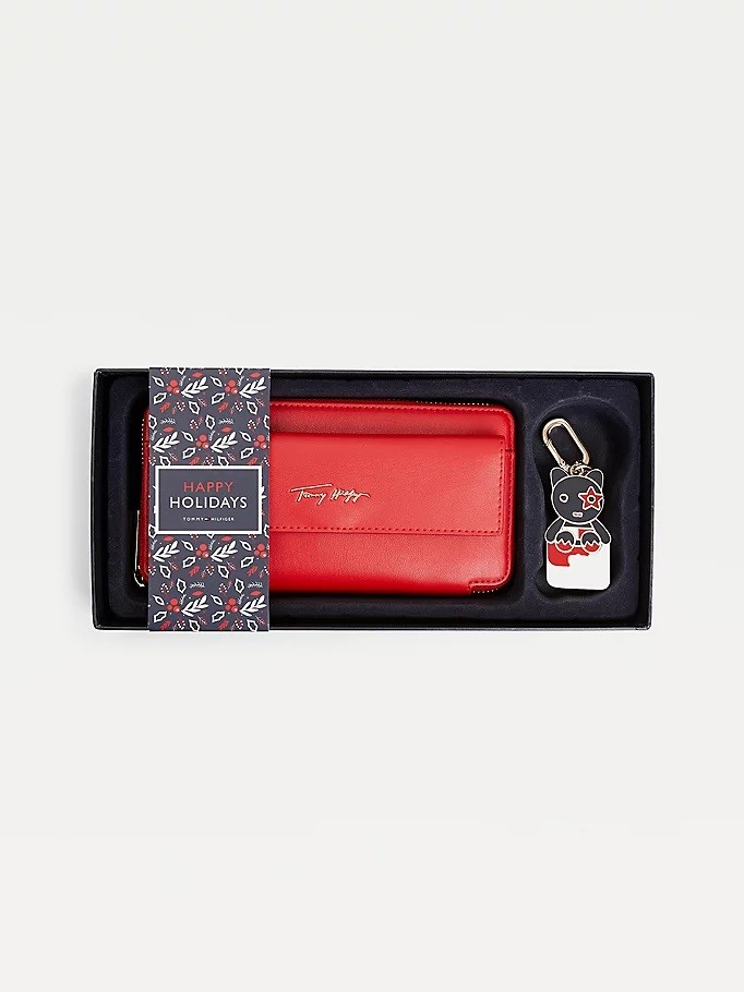 Γυναικείο Πορτοφόλι Σετ Δώρου Tommy Hilfiger Gp Iconic Tommy Keyfob AW0AW11153-XLG Κόκκινο Συθετικό