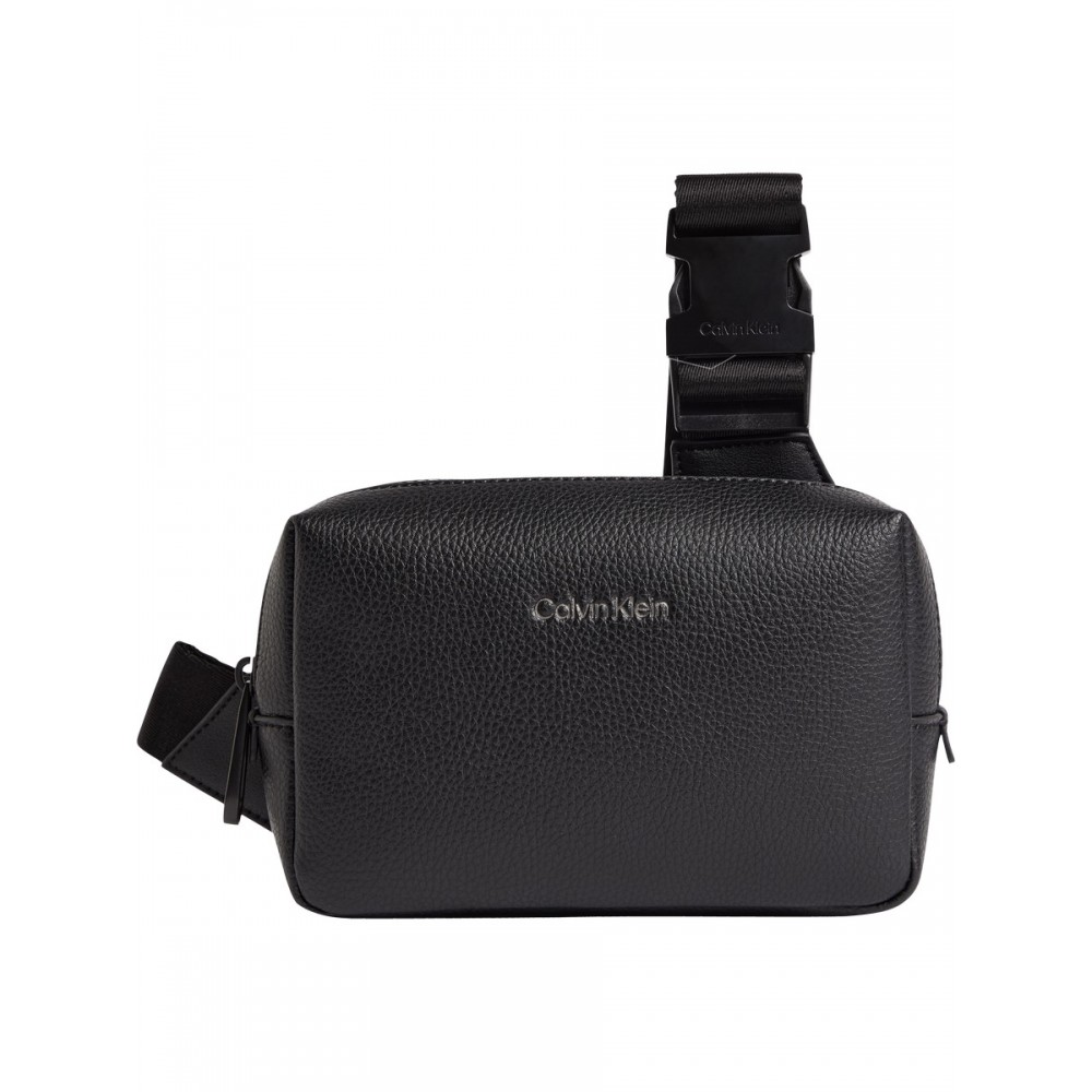 Men s Bag Calvin klein Ck Must Harness K50K509571 BAX Black