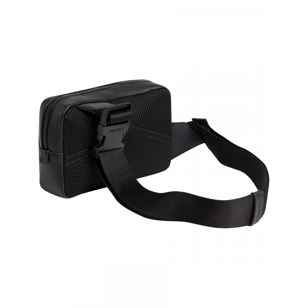Men s Bag Calvin klein Ck Must Harness K50K509571 BAX Black