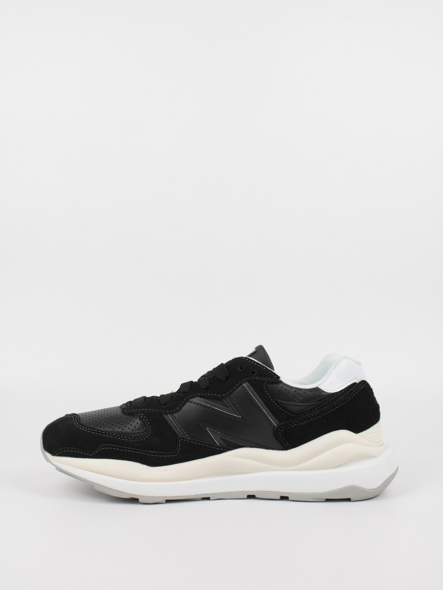 Men Sneaker New Balance M5740SLB Black