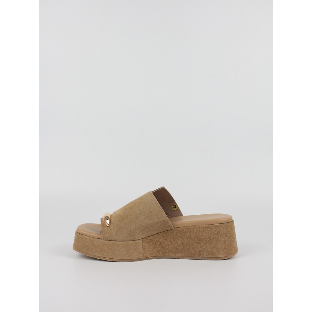 Women's Platform Komis-Komis A79 Camel