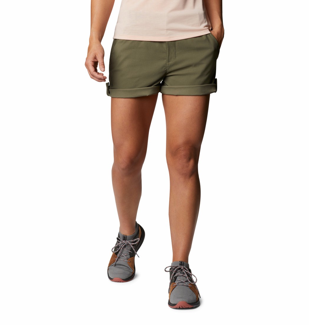 Women's Columbia Firwood Camp™ II Short 1885313-397 Stone Green