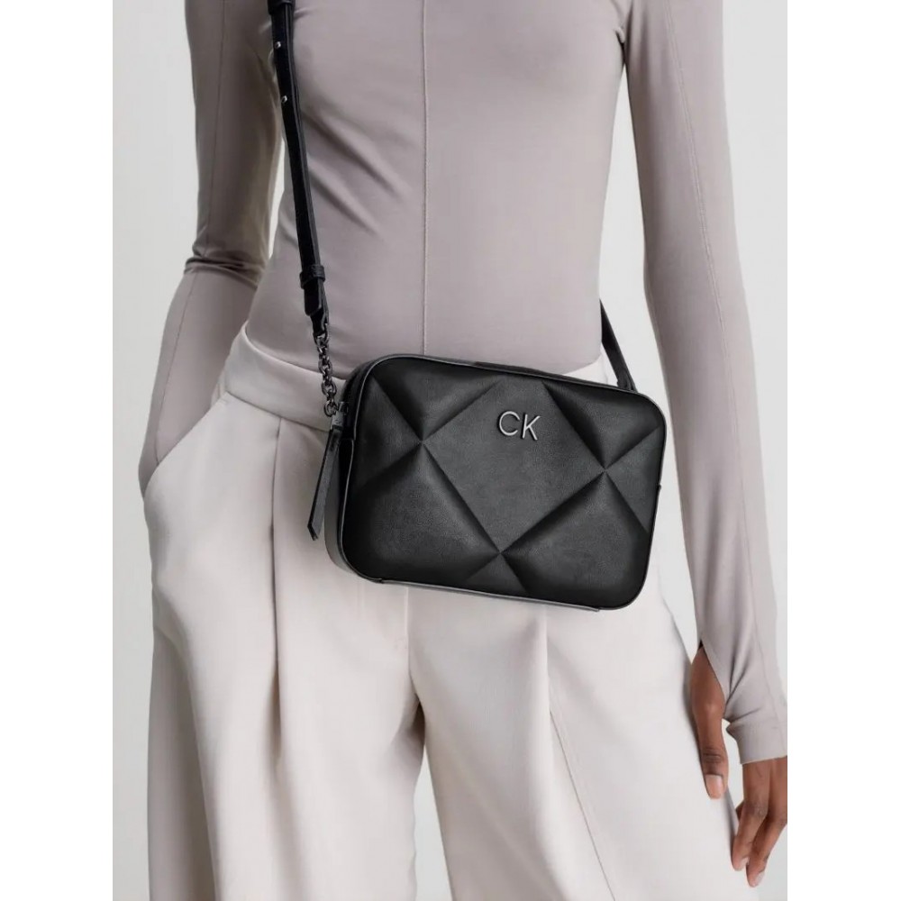 Calvin klein re online lock camera bag