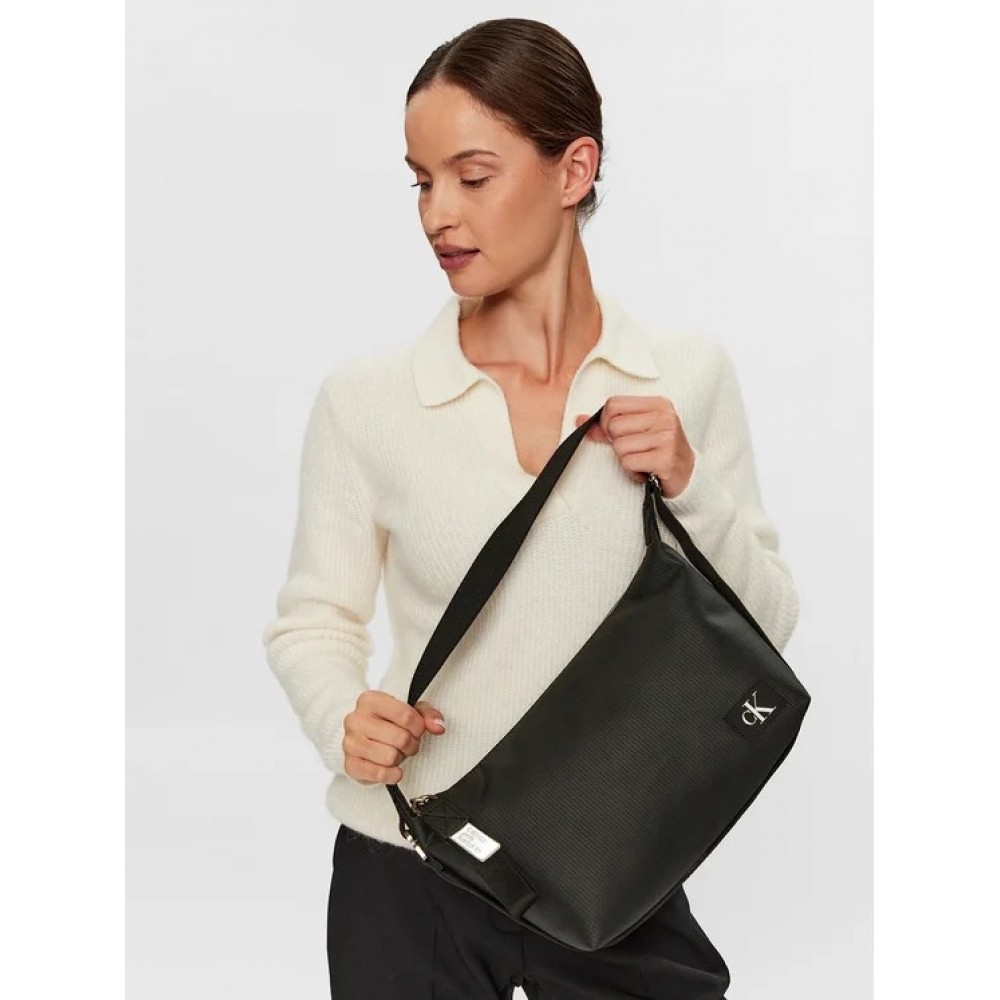 Γυναικεία Τσάντα Calvin Klein Tagged Shoulder Bag28 K60K610835-BDS Μαύρη