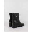 Γυναικεία Μποτάκι Tommy Hilfiger Feminine Th Hardwear Mid Bootie FM0FM07539-BDS Μαύρο Γυναικεία Μποτάκι Tommy Hilfiger Feminine Th Hardwear Mid Bootie FM0FM07539-BDS Μαύρο