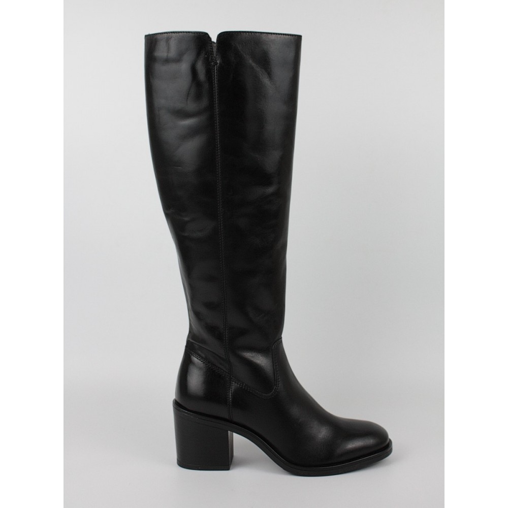 Womens discount boots clarks