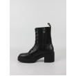 Γυναικεία Μποτάκι Tommy Hilfiger Tommy Belt Leather Boot FW0FW07526-BDS Μαύρο