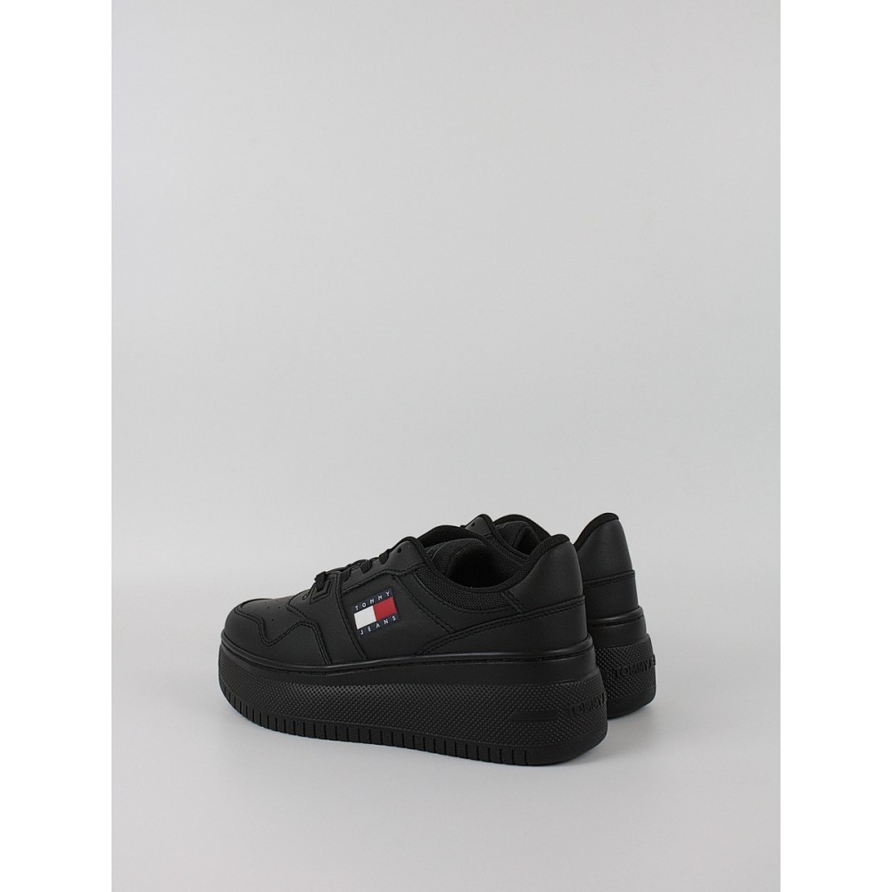 Γυναικεία Sneaker Tommy Hilfiger TjwRetro Basket Flatform Ess EN0EN02506-BDS Μαύρο Γυναικεία Sneaker Tommy Hilfiger TjwRetro Basket Flatform Ess EN0EN02506-BDS Μαύρο