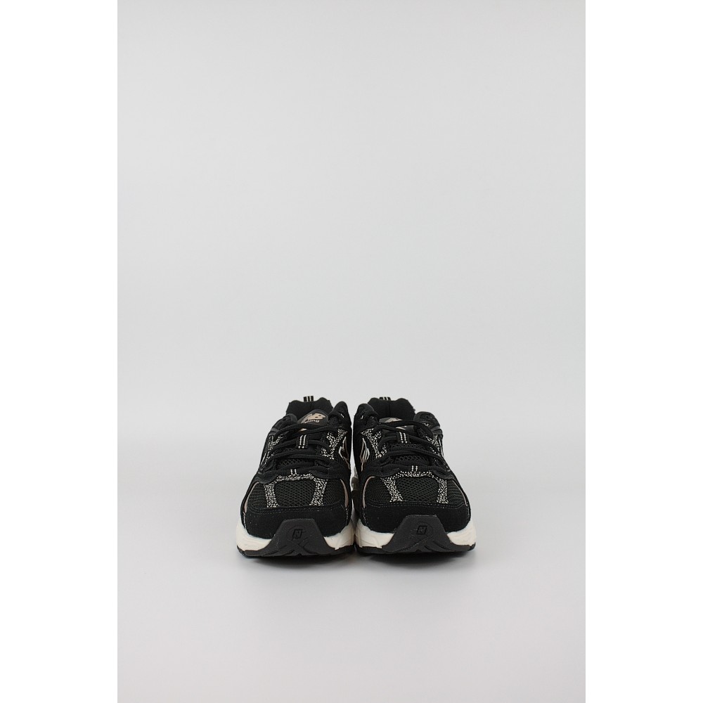 Women Sneaker New Balance U530CRB Black