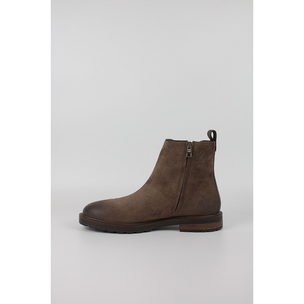 Men BootTommy Hilfiger Cleated Hilfiger Suede Chelsea FM0FM05560-GV0 Legacy Brown