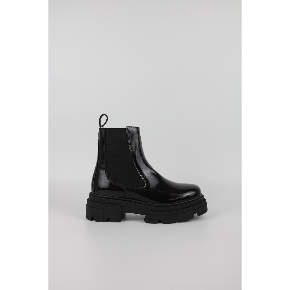 Women BootiesTommy Hilfiger Th Shiny Leather Chelsea FW0FW09042-BDS Black