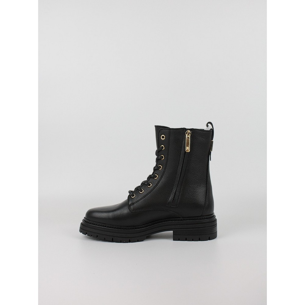 Γυναικεία ΜποτάκιαTommy Hilfiger Th Plaque Pebble Lace Boot Warm FW0FW08767-BDS Μαύρο Γυναικεία ΜποτάκιαTommy Hilfiger Th Plaque Pebble Lace Boot Warm FW0FW08767-BDS Μαύρο