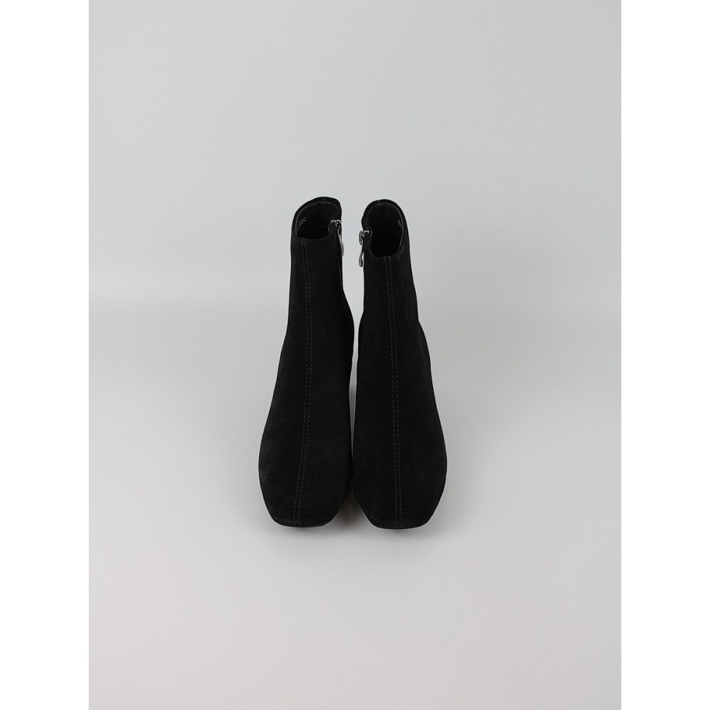 Γυναικεία Μποτάκια Clarks Fernie Zip 26182936 Μαύρο