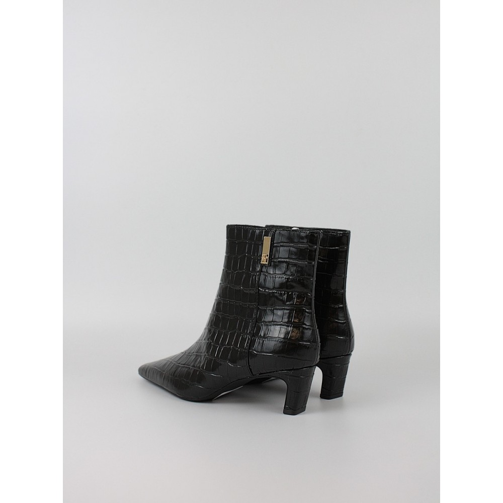 Women BootiesTommy Hilfiger Th Square Toe Croc Kitten Bootie FW0FW09162-BDS Black
