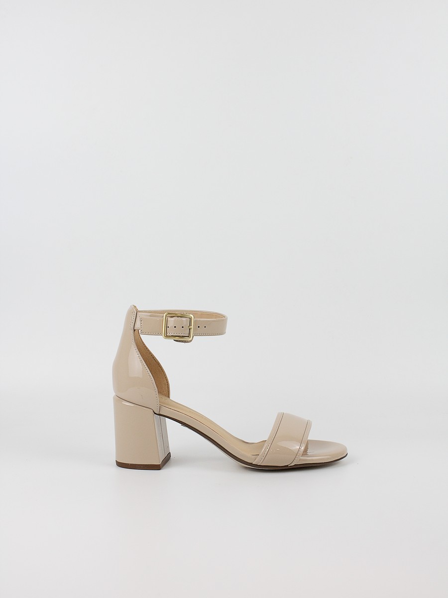 Γυναικείο Πέδιλο Clarks Ezoria Mae 26181299 Μπεζ