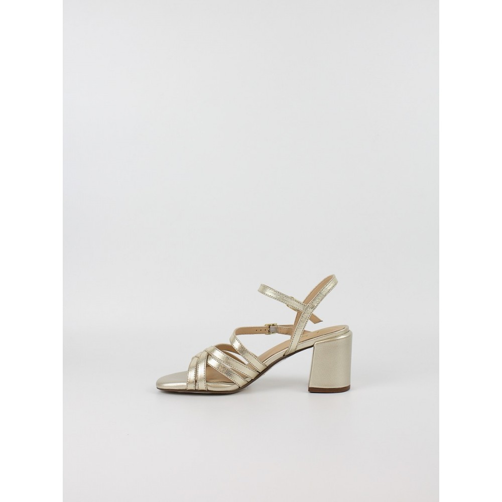 Γυναικείο Πέδιλο Clarks Ezoria Strap 26185896 Χρυσό