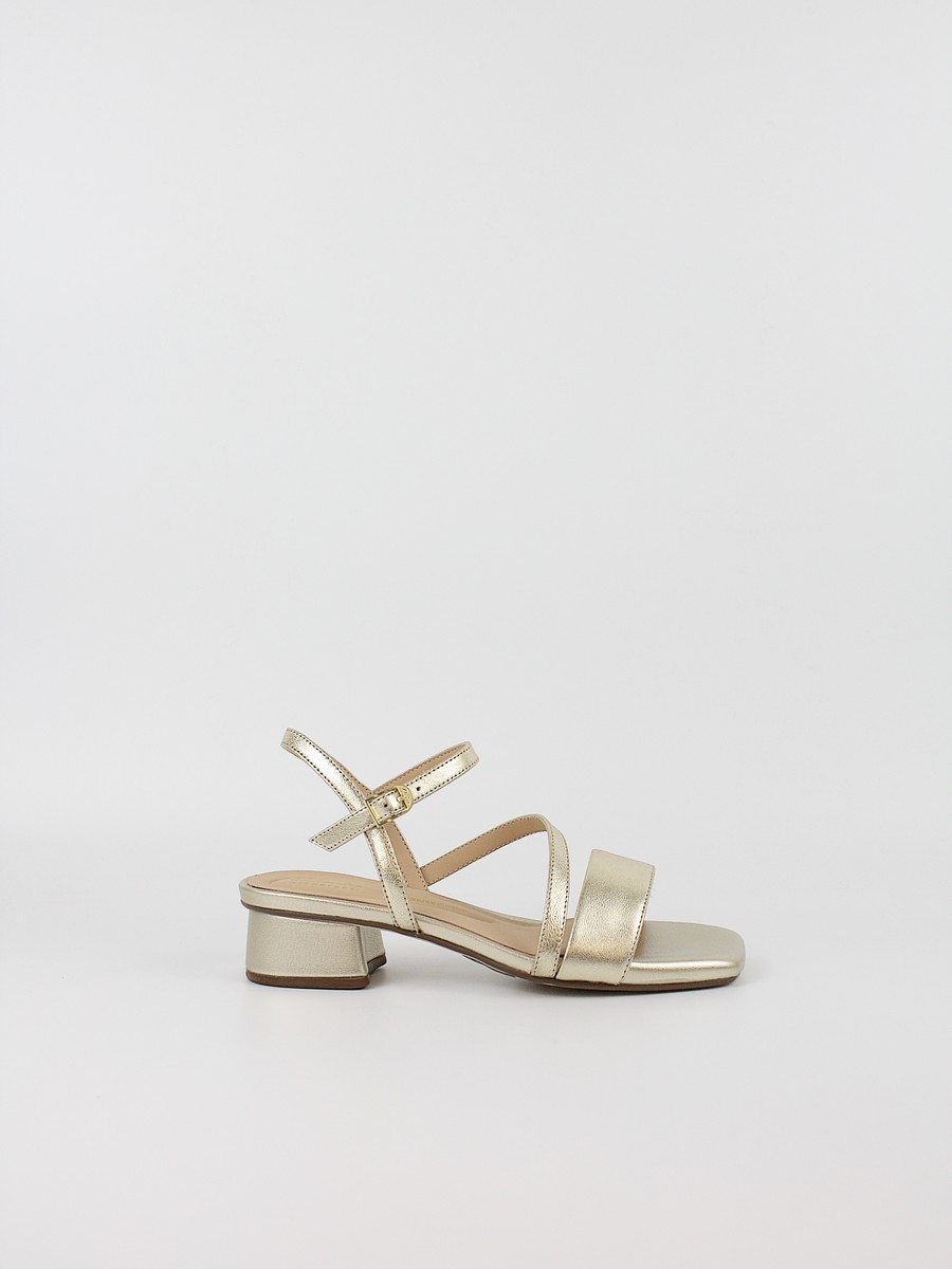 Γυναικείο Πέδιλο Clarks Serina35 Strap 26186120 Χρυσό