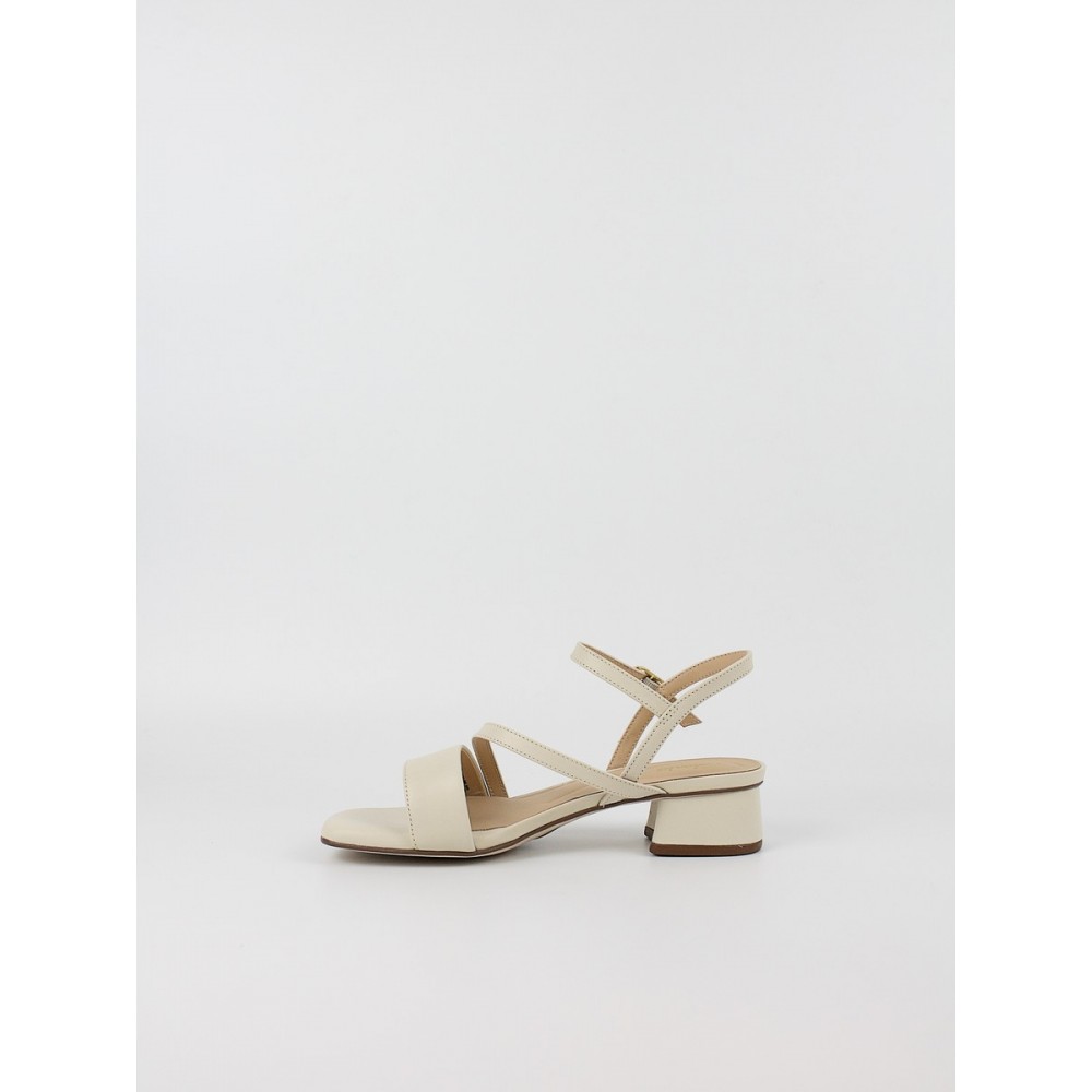 Γυναικείο Πέδιλο Clarks Serina35 Strap 26186118 Μπεζ