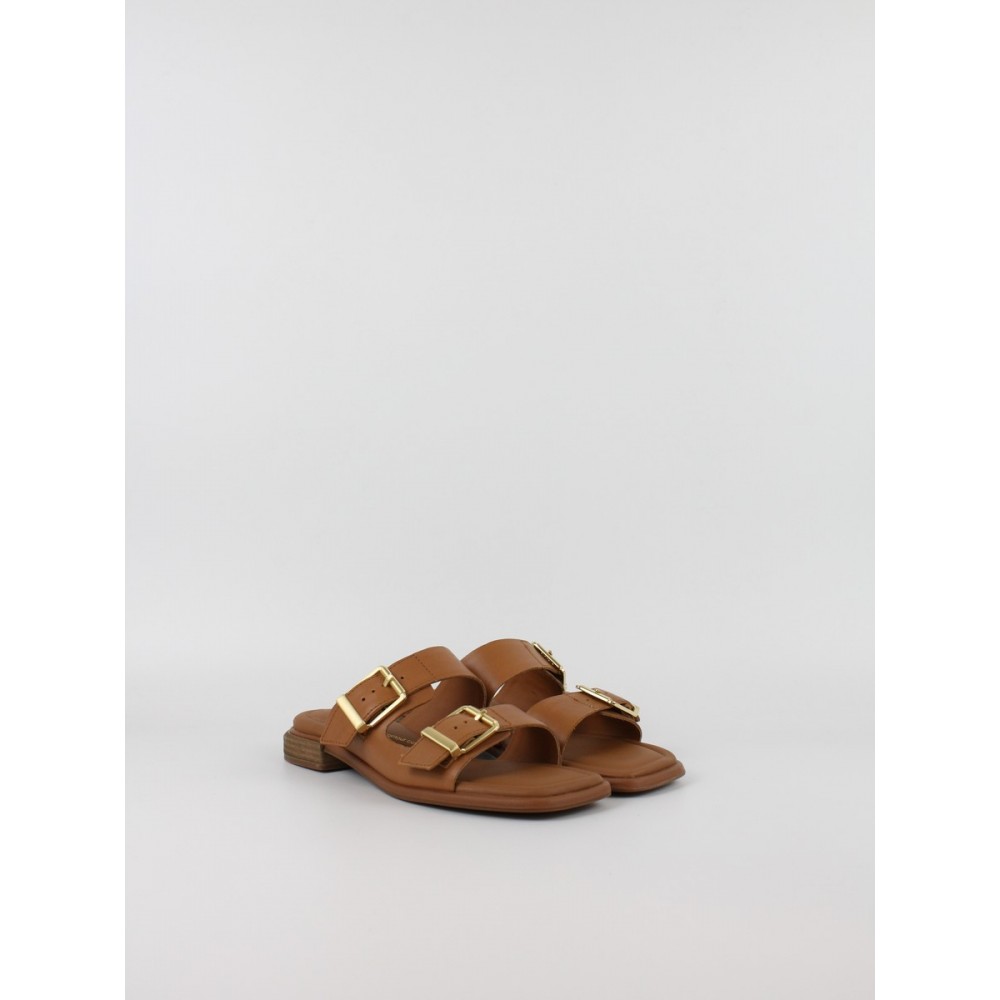 Γυναικείο Σανδάλι Clarks Ariany Bay 26185805 Ταμπά